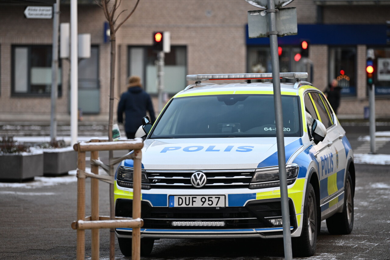 Polis på plats i centrala Eslöv på fredagen.